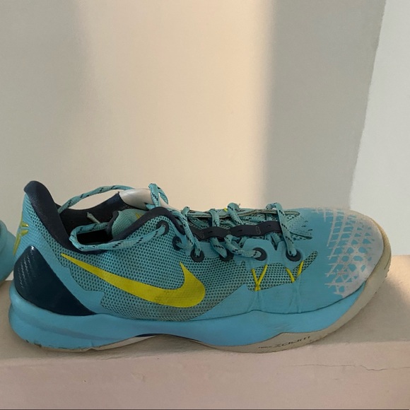 Kobe 8